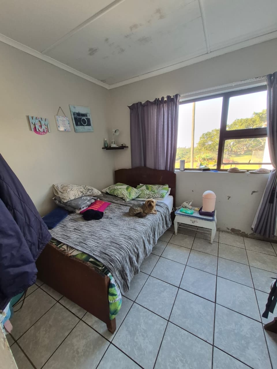 Commercial Property for Sale in Cove Rock Eastern Cape